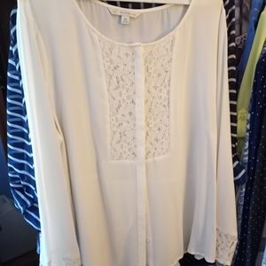 Lauren Conrad plus sized blouse